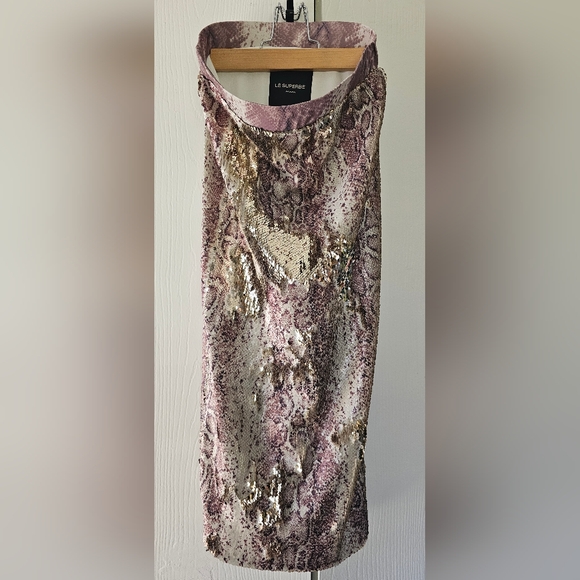Revolve Le Superbe Liza Column Gold Sequined Snake Print Skirt Sz XS - Picture 7 of 9